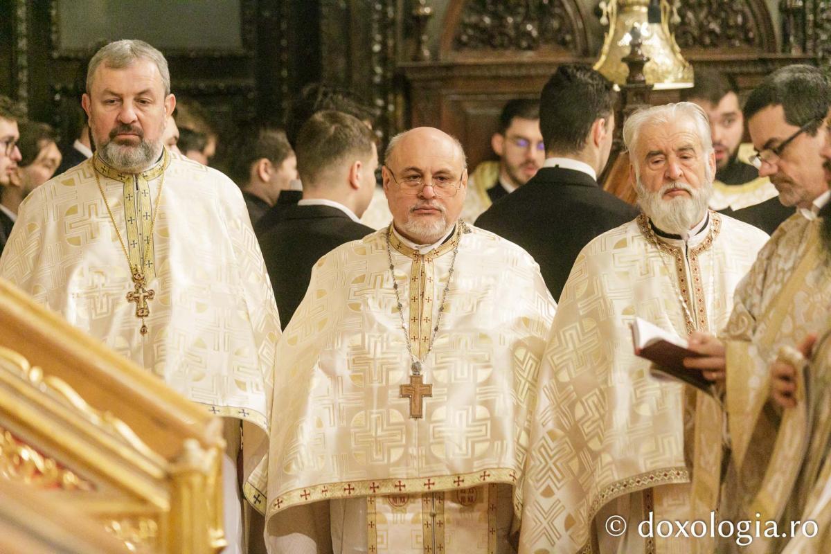 Liturghie arhierească la Catedrala Mitropolitană din Iași  în cinstea Sfinților Trei Ierarhi / Foto: pr. Silviu Cluci