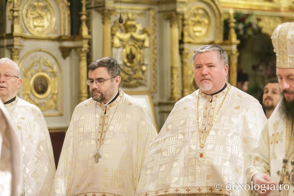 Liturghie arhierească la Catedrala Mitropolitană din Iași  în cinstea Sfinților Trei Ierarhi / Foto: pr. Silviu Cluci